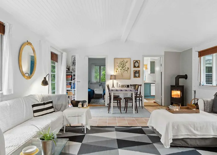 Holiday home Cozy Near The And Nature