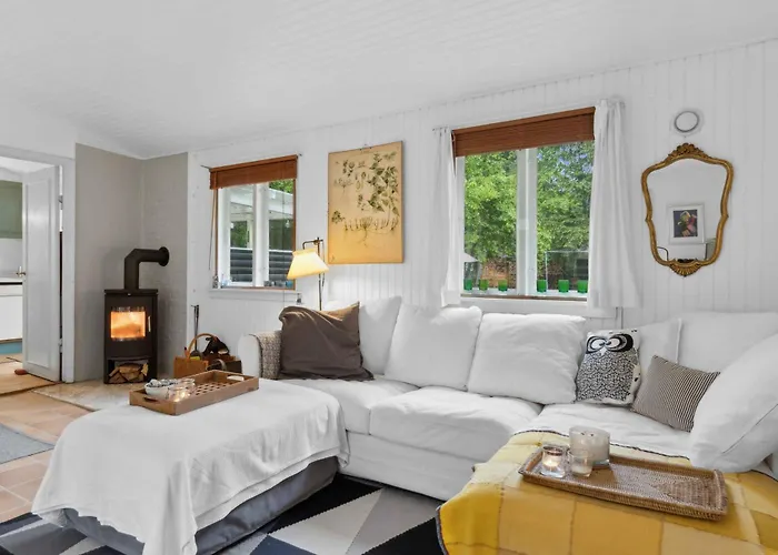 Cozy Near The And Nature Holiday home *